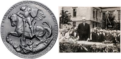 Medaille zur Standartenweihe der Wiener Dragonerschwadron 2 der Sachsen-Dragoner 16. Juni 1929 - Řády a vyznamenání