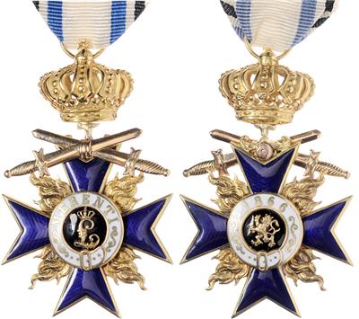 Militär - Verdienstorden, - Orders and decorations
