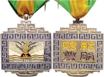Orden für Landwirtschaftliche Verdienste, - Onorificenze e decorazioni