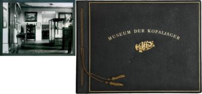Fotoalbum "Museum der Kopaljäger", - Medaile a vyznamenání