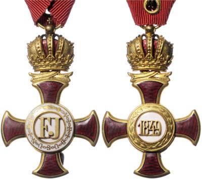 Goldenes Verdienstkreuz mit Krone, - Orden und Auszeichnungen