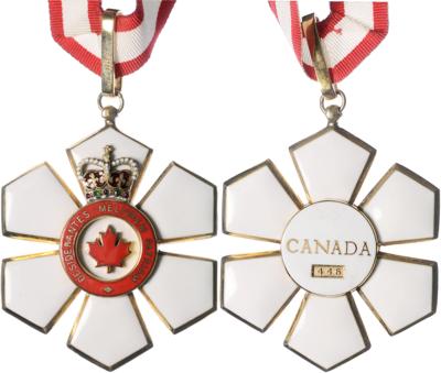Order of Canada, - Ordini e onorificenze