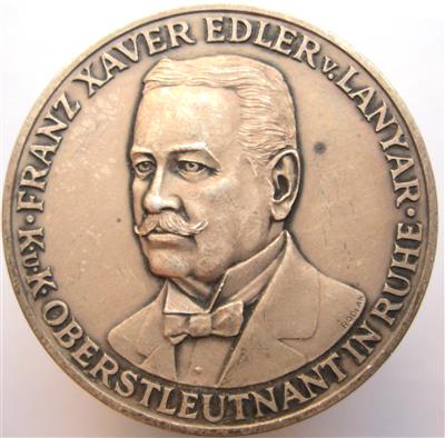 Numismatiker auf Medaillen - Coins and medals