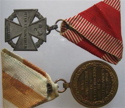 Auszeichnungen - Mince a medaile