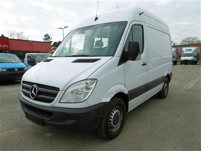 LKW "Mercedes Benz Sprinter 215 Kastenwagen Automatik", - Fahrzeuge und Technik