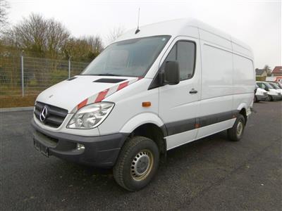 LKW "Mercedes Benz Sprinter Kastenwagen 316 CDI 4 x 4", - Fahrzeuge und Technik