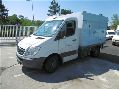 LKW "Mercedes-Benz Sprinter 313 CDI", - Fahrzeuge und Technik