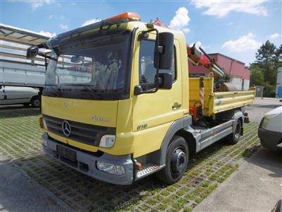 LKW "Mercedes Benz Atego 818K (Euro 5)" mit Frontladekran "FASSI F65AC.22", - Fahrzeuge und Technik