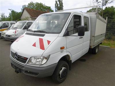 LKW "Mercedes Benz Sprinter Doka-Pritsche 413 CDI/35 4 x 4", - Motorová vozidla a technika