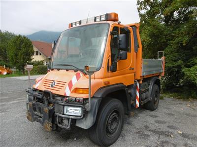 LKW "Mercedes Benz Unimog U400", - Motorová vozidla a technika