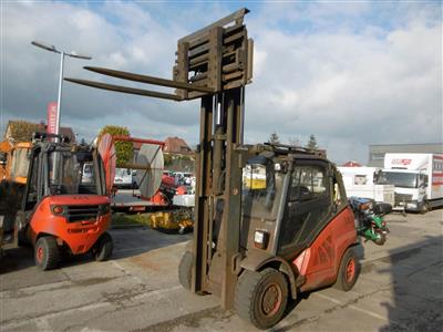 Frontgabelstapler "Linde H40D", - Fahrzeuge und Technik