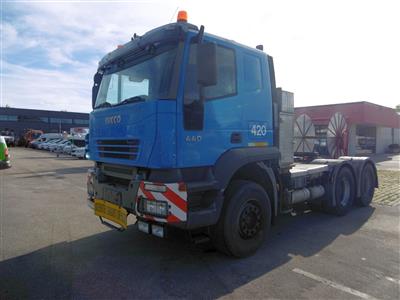 Sattelzugmaschine "Iveco Trakker AT440T44T", - Fahrzeuge und Technik