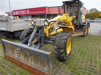 Selbstfahrende Arbeitsmaschine (Grader) "New Holland F156.6A", - Motorová vozidla a technika