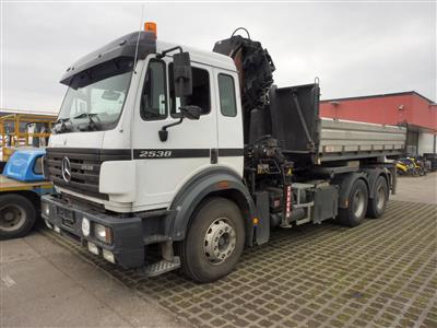 LKW "Mercedes Benz 2538L 6 x 4"mit Frontladekran "Hiab 195-4", - Fahrzeuge und Technik