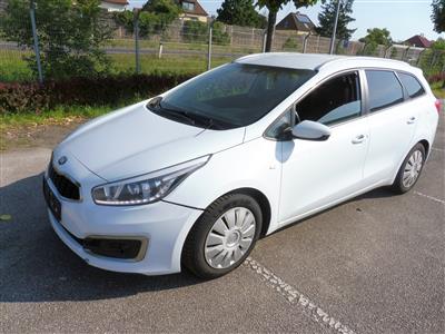 PKW "Kia Ceed SW 1.6 CRDi Silber", - Motorová vozidla a technika