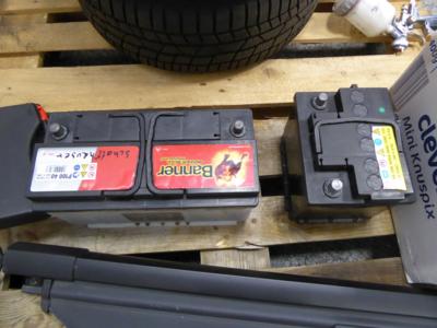 2 Batterien, - Fahrzeuge und Technik
