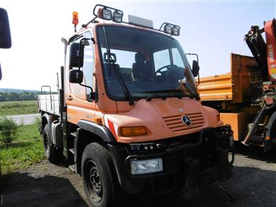 LKW "Mercedes-Benz Unimog U300", - Motorová vozidla/technika