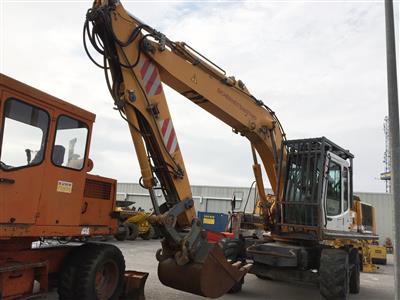 Radbagger "Liebherr A924B Litronic" mit Tieflöffel 100 cm" - Motorová vozidla a technika