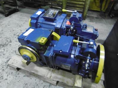 2 Aufzug-Elektrogetriebemotoren "Elemol HP160S.20R", - Apparecchi tecnici