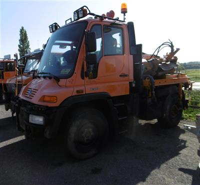 LKW "Unimog Mercedes U300" mit Böschungsmäher "Mulag" und Mähtüre, - Fahrzeuge und Technik Land NÖ