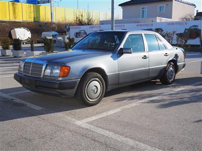 PKW "Mercedes-Benz 250TD", - Fahrzeuge und Technik