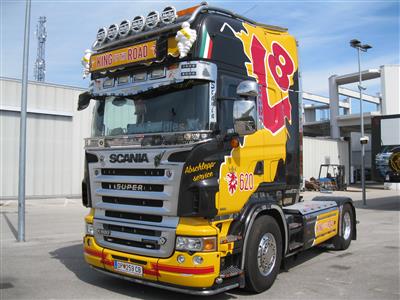 Sattelzugmaschine "Scania R620 V8 Showtruck", - Auto e veicoli