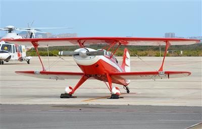 Doppeldecker Flugzeug "Stolp Starduster Too SA300", - Motorová vozidla a technika