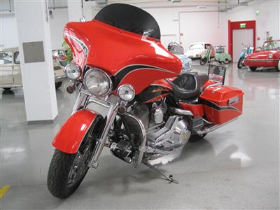 Motorrad "Harley Davidson Screamin Eagle Electra Glide FLHTCSE", - Fahrzeuge und Technik