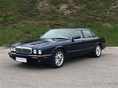 PKW "Jaguar XJ Executive 4.0", - Fahrzeuge und Technik