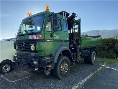 LKW "Mercedes-Benz 2024 AK/38 4 x 4" mit 3-Seitenkipper und Ladekran "Hiab 195/5", - Macchine e apparecchi tecnici