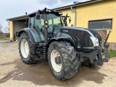 Traktor "Valtra T163e", - Motorová vozidla a technika