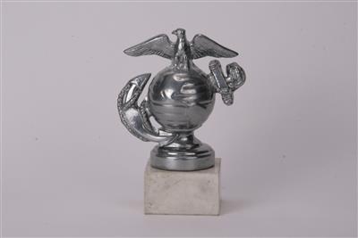 Kühlerfigur "Marine Corps" - Historická motorová vozidla