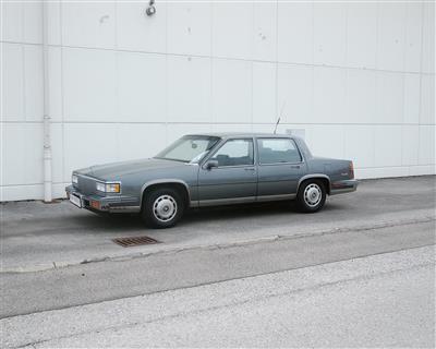 1988 Cadillac Sedan de Ville "gepanzert" - Klassische Fahrzeuge und Automobilia