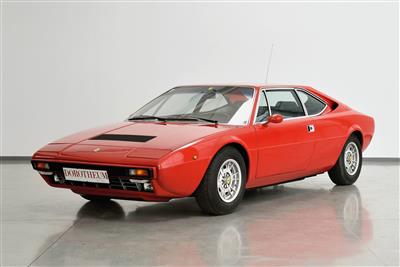 1976 Ferrari 308 GT4 - Klassische Fahrzeuge