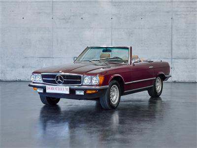 1972 Mercedes-Benz 450 SL - Historická motorová vozidla