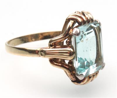 Aquamarin Ring - Gioielli