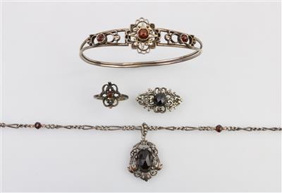 Trachenschmuck Konvolut - Jewellery and watches
