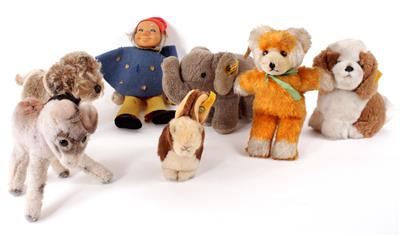 1 Puppe/5 Tierfiguren - Online Auktion Kunst, Antiquitäten und Schmuck