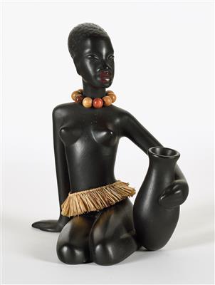 Sitzende Afrikanerin mit Wasserkrug - Umění, starožitnosti, šperky