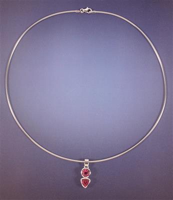 Anhänger an Omegacollier - Schmuck, Kunst und Antiquitäten