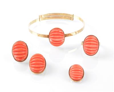 Korallenschmuckgarnitur - Jewellery