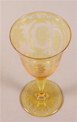 Weinglas in klassizistischer Form - Art and antiques