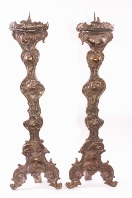 Paar sakrale Kerzenständer im Barockcharakter - Schmuck, Kunst & Antiquitäten