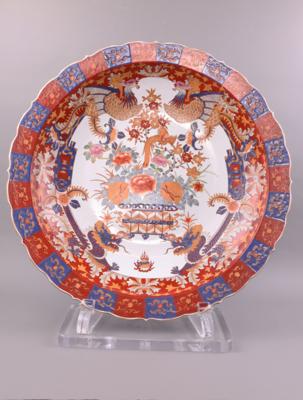 Hochdekorativer Zierteller, China, 1. Hälfte 20. Jhdt., - Jewellery, Works of Art and art