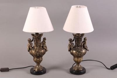 Paar Nachttischlampen, in klassizistischem Stil, - Schmuck, Kunst & Antiquitäten