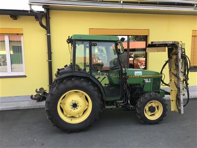 John Deere 5400 N Schmalspurtraktor - Landmaschinen, Weinbau- und Kellereitechnik Fa. Ledinegg