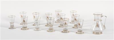 13 Aperitifgläser/ 1 Wasserkrug - Art and Antiques, Jewellery