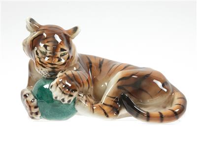 Verspielter Tiger - Art, Antiques and Jewellery