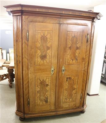 Barockschrank um 1750 - Kunst, Antiquitäten und Schmuck