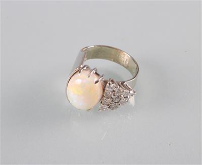 Opal Brillantring zus. ca. 0,70 ct - Art, antiques and jewellery